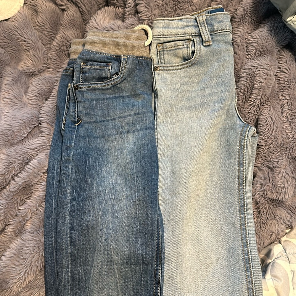 Bundle. 2 pair of jeans both size 5.